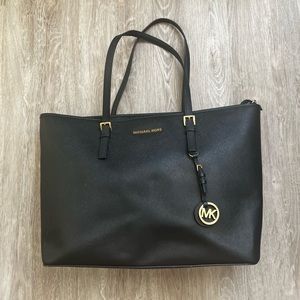 Michael Kors Leather tote bag